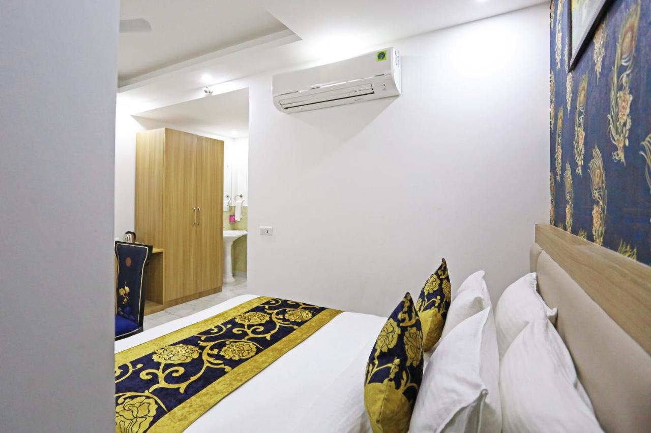 Hotel Decent Suites - Delhi Airport Nowe Delhi Zewnętrze zdjęcie