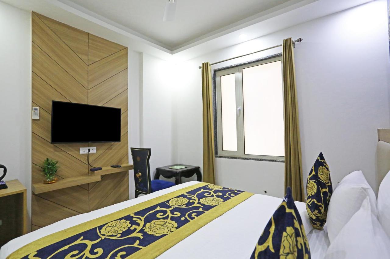 Hotel Decent Suites - Delhi Airport Nowe Delhi Zewnętrze zdjęcie