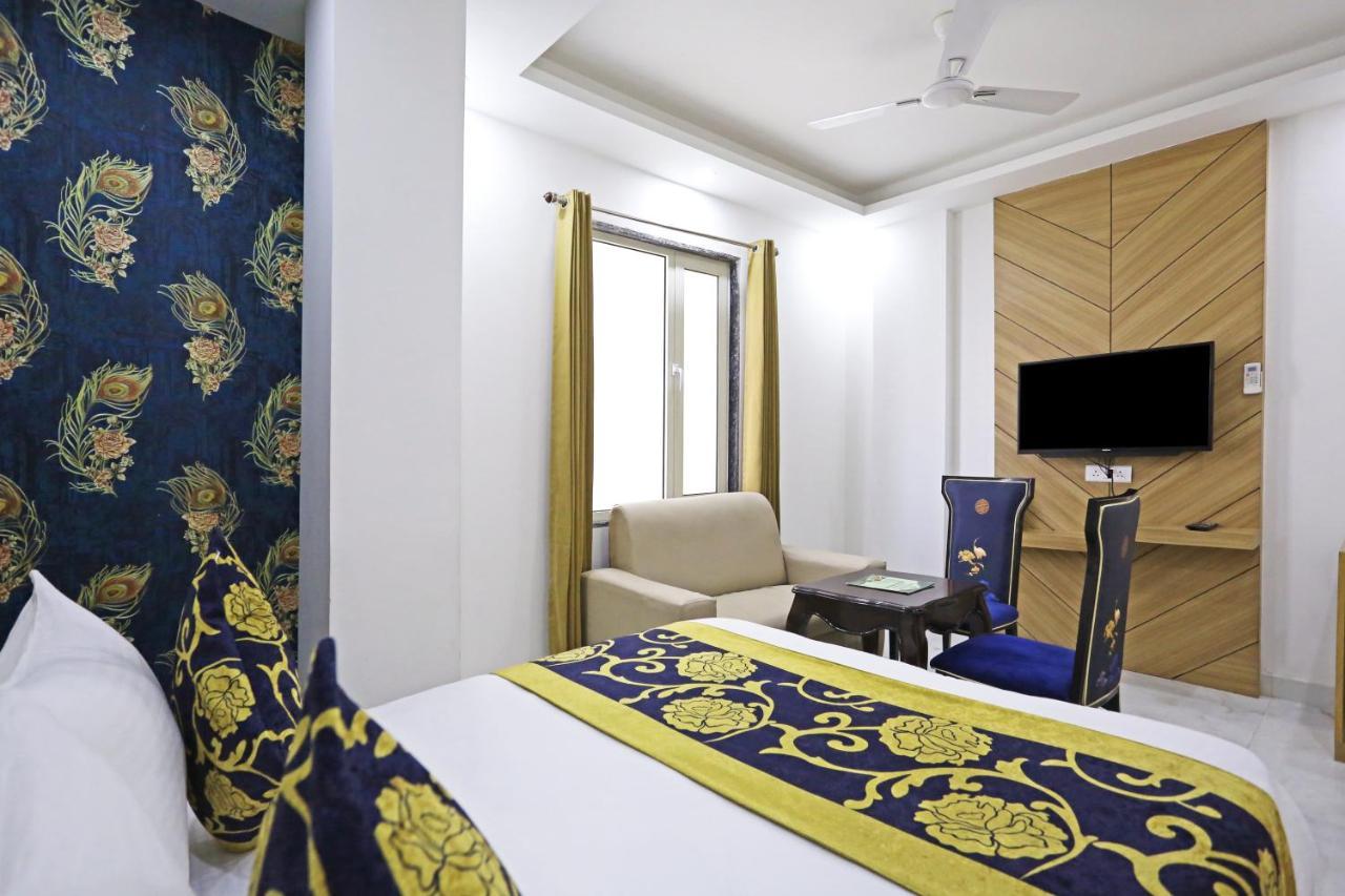 Hotel Decent Suites - Delhi Airport Nowe Delhi Zewnętrze zdjęcie