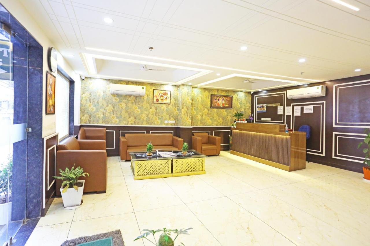 Hotel Decent Suites - Delhi Airport Nowe Delhi Zewnętrze zdjęcie